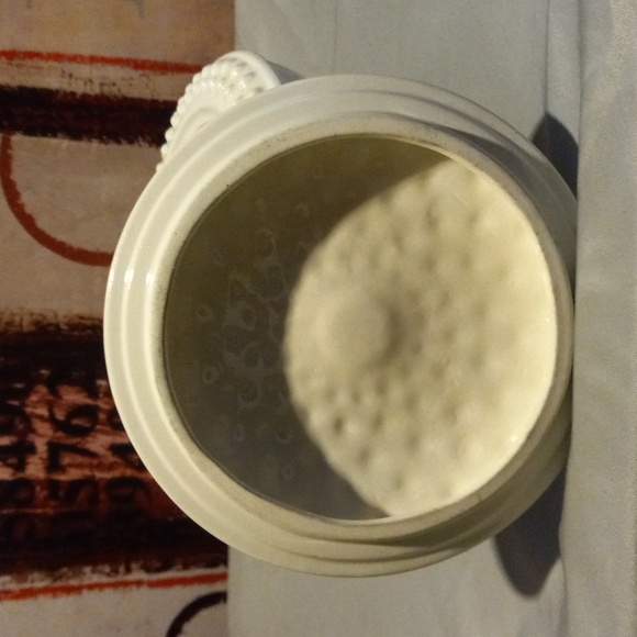 Bin # 5 USA CERAMIC BOWL WITH LID - Picture 3 of 4